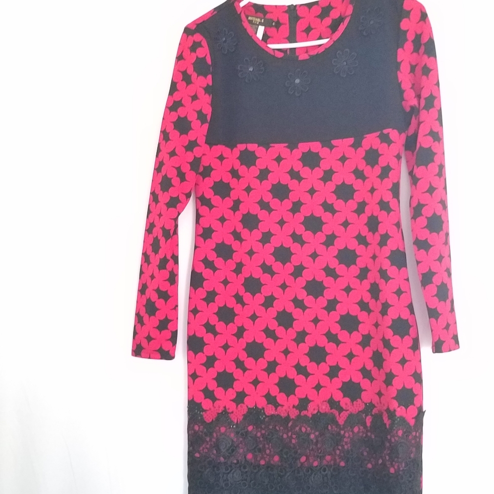 Michael K  U.S.A. womens size small red and black dress
